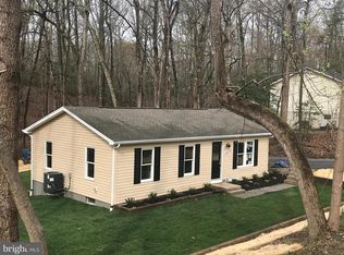 482 Round Up Rd, Lusby, MD 20657