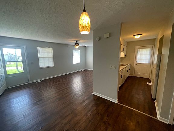 4th image of 2686 Avery Cir