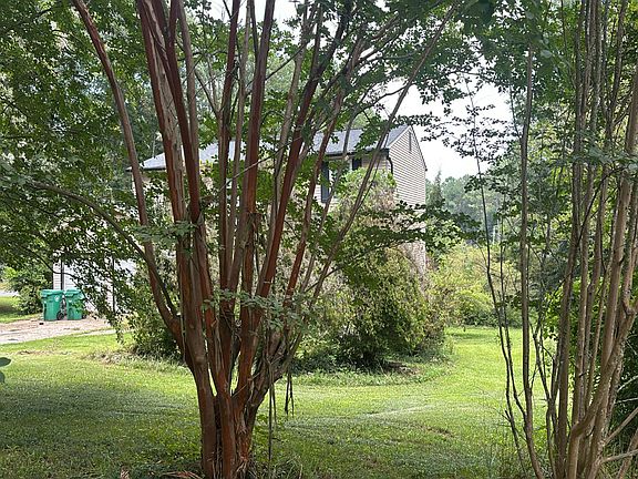 2nd image of 3688 Bramblevine Cir