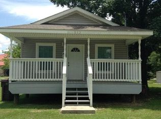 513 Lake St, Westlake, LA 70669