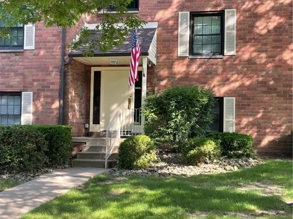 7411 Lighthouse Point, Pittsburgh, PA 15221