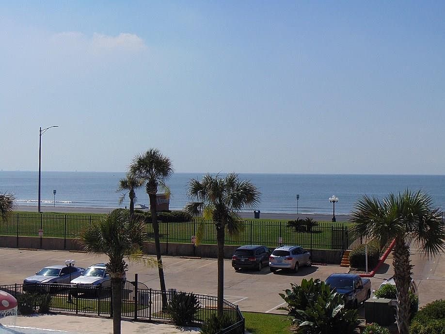 1st image of 6300 Seawall Blvd