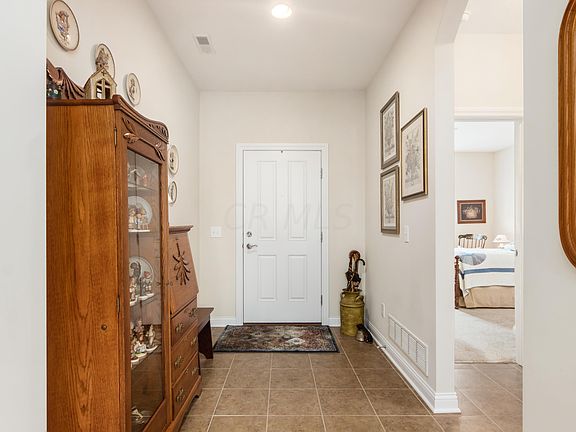 3rd image of 6871 Pavilion Landing Pl