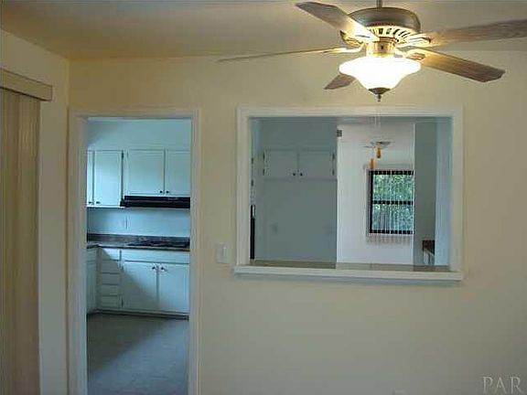 5th image of 5910 Hilltop Dr