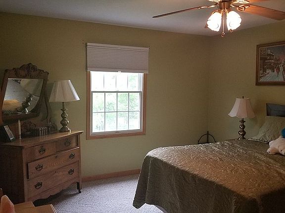 Second floor bedroom 