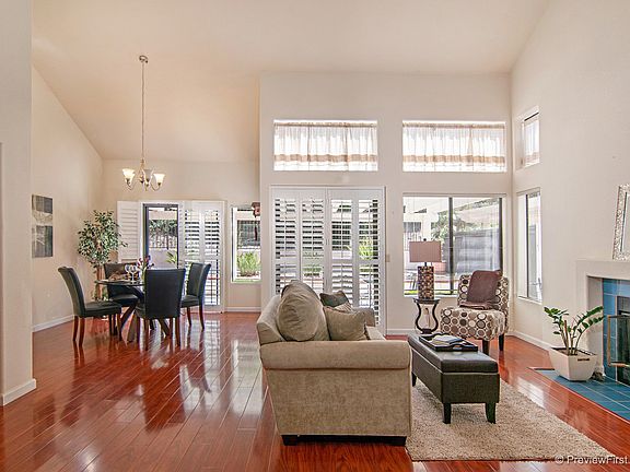 5th image of 12125 Caddy Row