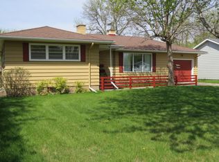 1407 5th Ave NE, Jamestown, ND 58401