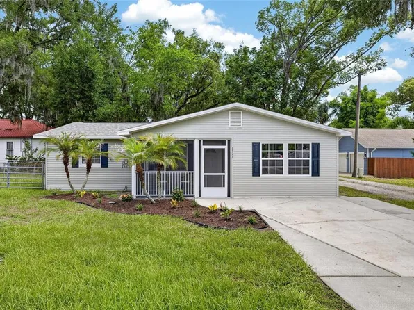 38745 2nd Ave, Zephyrhills, FL 33542