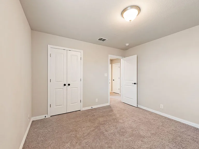 2058 Egret Ave — Photo 14