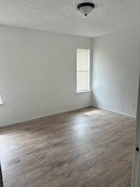 2 bed, 580 sqft, $850 — Photo 1