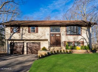 5 New Castle Court, Jackson, NJ 08527