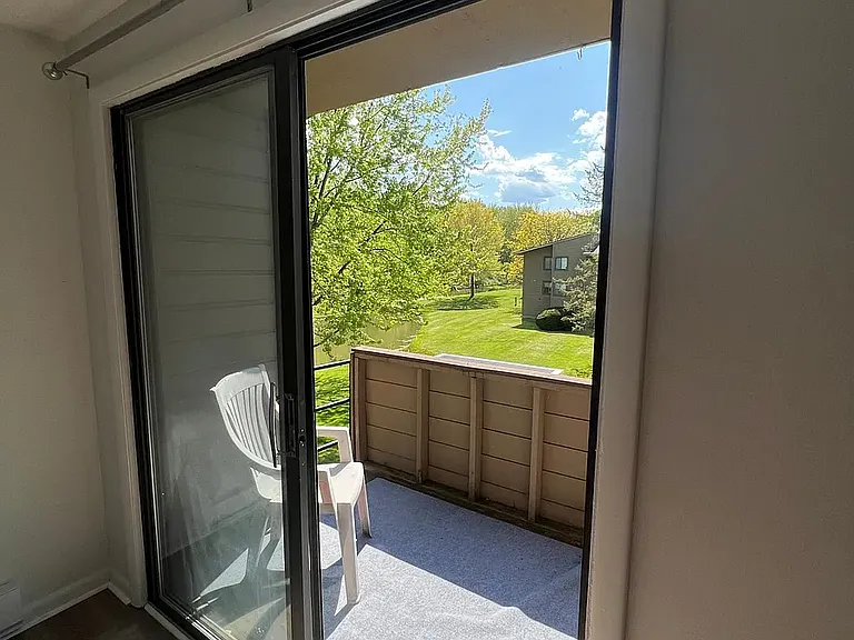 208 Watertree Dr #208 — Photo 3