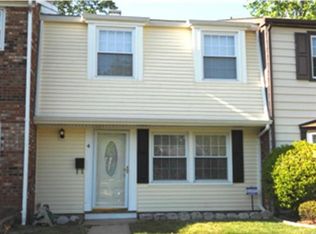 4 Raleigh Pl, Willingboro, NJ 08046