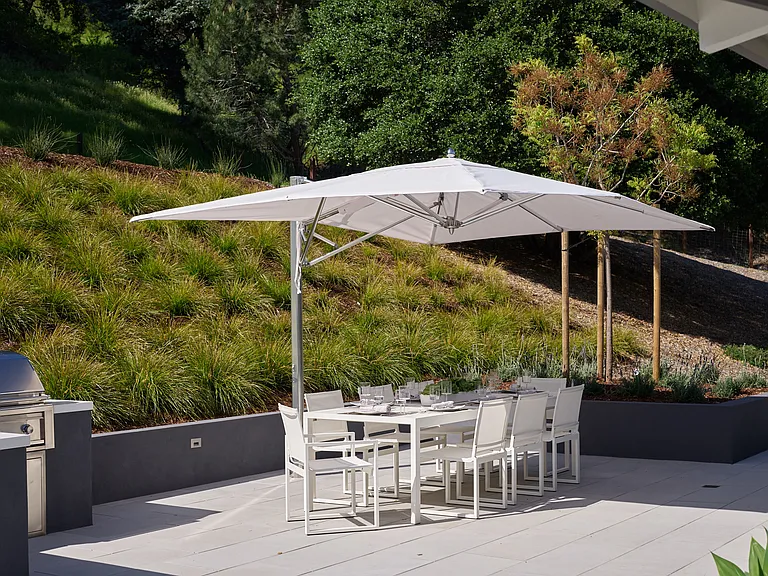 Outdoor seating with Tucci umbrella