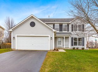 2791 Lindgren Trl, Aurora, IL 60503