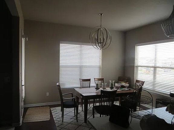 5th image of 5926 Medlar Pl