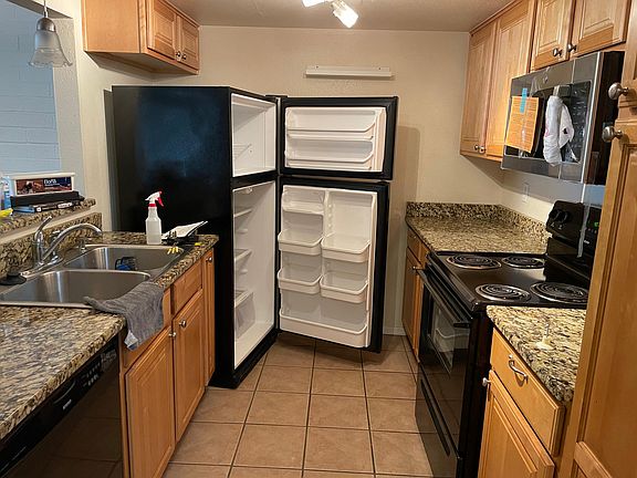 3rd image of 240 S Old Litchfield Rd Unit 110