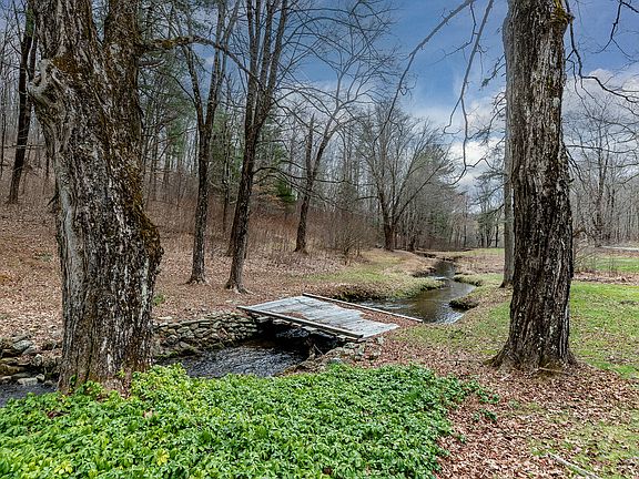 3rd image of 48 Keeler Rd