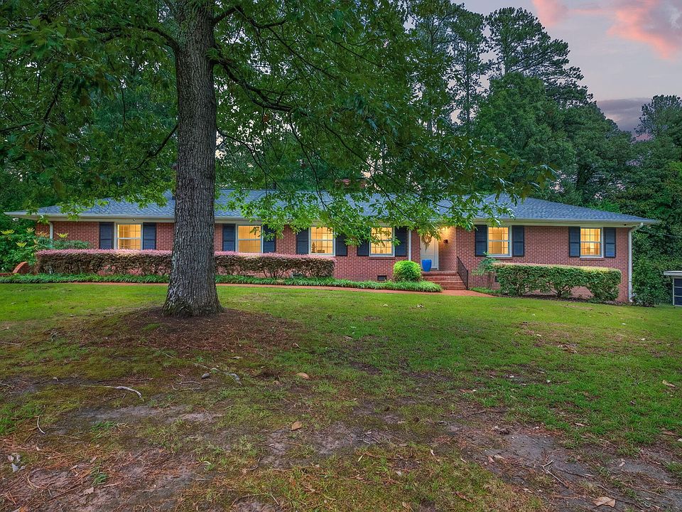 1st image of 513 Brinn Dr