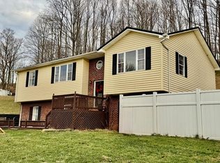329 Shady Grove Rd, Tazewell, VA 24651