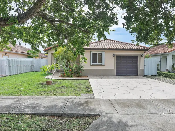 23061 SW 124th Ct, Miami, FL 33170
