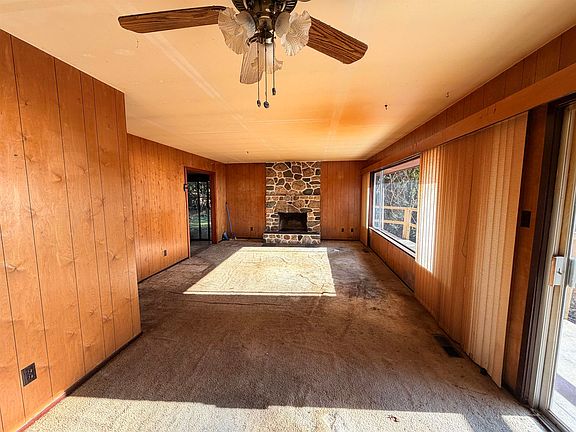 2nd image of 8131 Redrooffs Rd