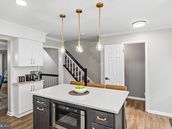 5th image of 1824 Autumn Frost Ln