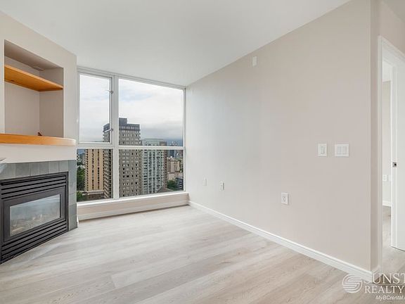 2nd image of 1068 Hornby St #2706