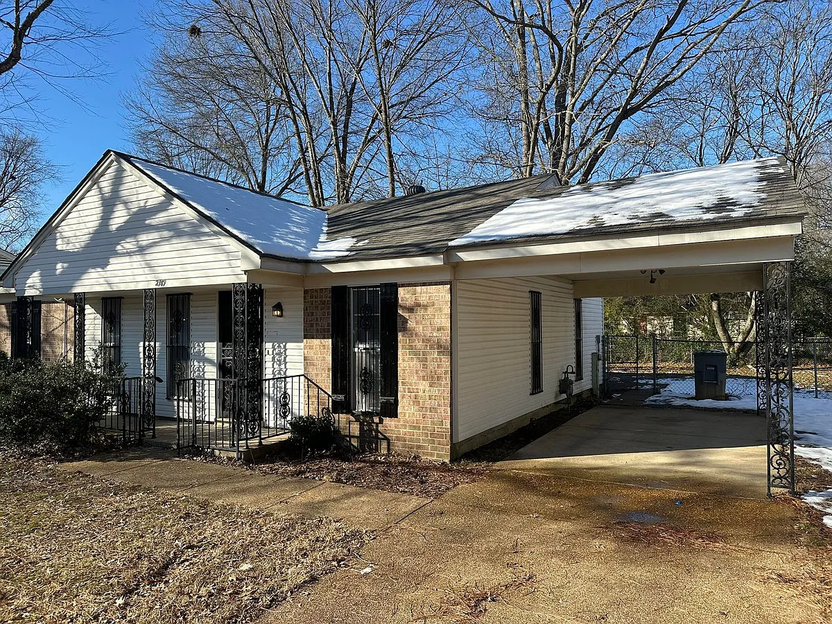 Building Photo - 2189 Bobolink Trl