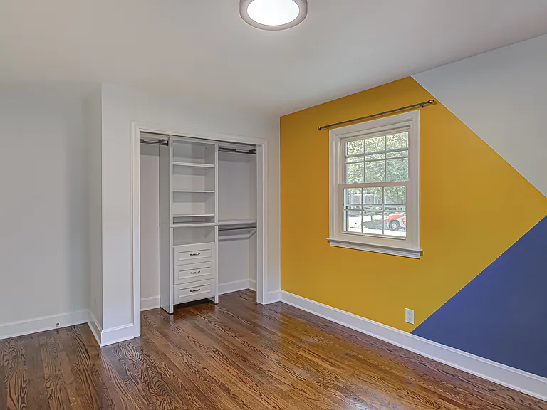 Secondary bedroom