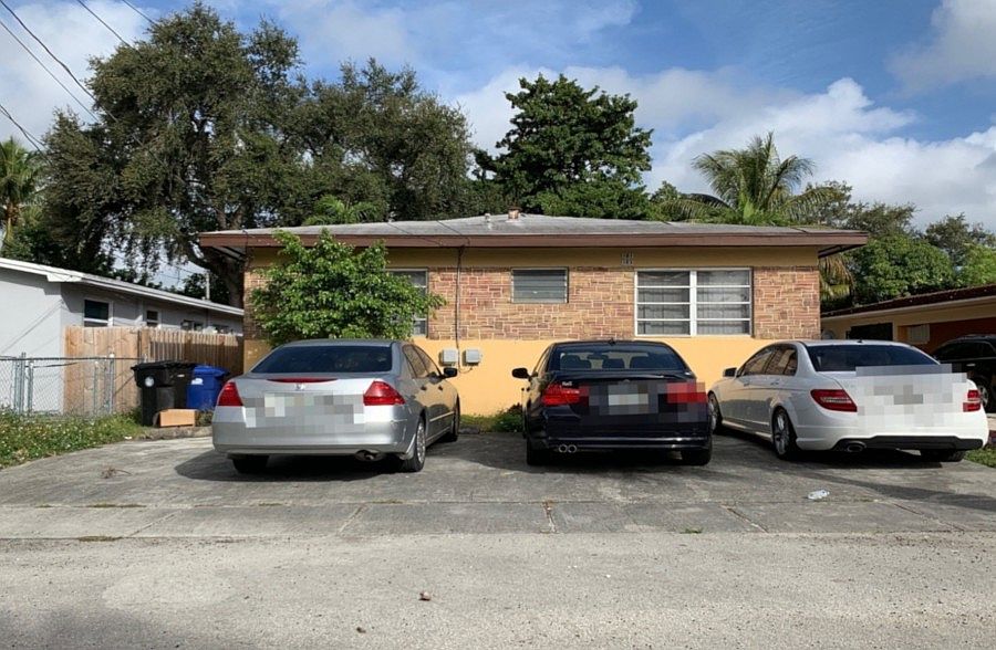 1st image of 181-183 NE 168th St