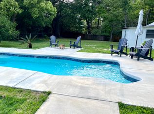 1101 W Cherokee Gln, Ocean Springs, MS 39564