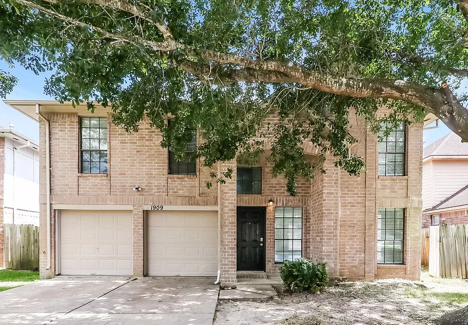 1909 Wildwood Ridge Dr