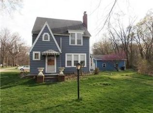 23712 Edison Rd, South Bend, IN 46628