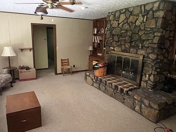 4th image of 1250 Clifft Rd