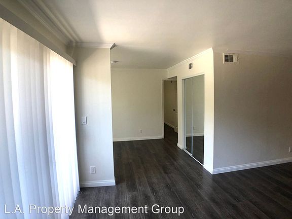 3rd image of 1940 N Highland Ave APT 15