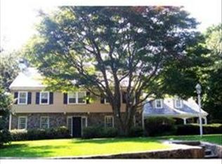 4 Woodchester Rd, Wellesley, MA 02481