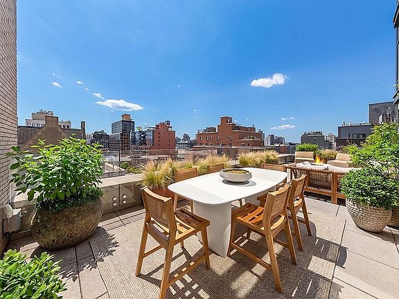 5th image of 613 Baltic St #9C