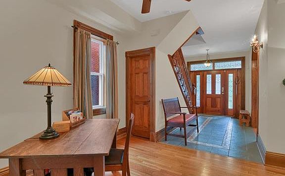 5th image of 3808 Connecticut St