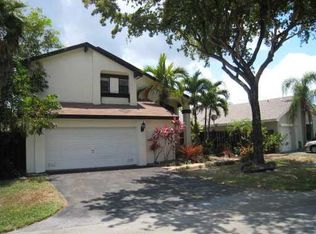 14720 SW 42nd Ln, Miami, FL 33185