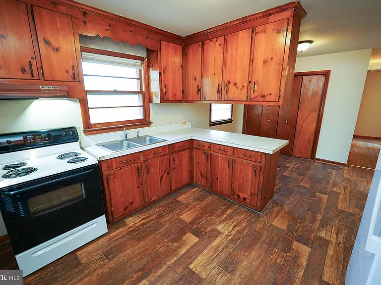 5746 Rip Wil Dr — Photo 19