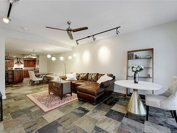 3rd image of 1812 West Ave Suite 306