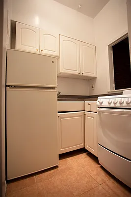 Sold by The Bamberger Group | media 9