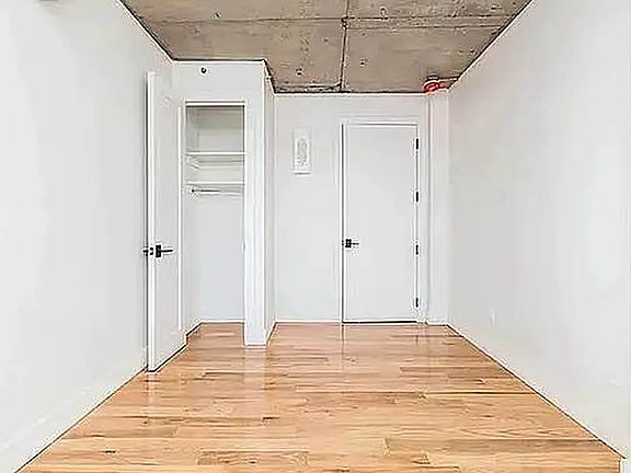5th image of 236 Stagg St #3D