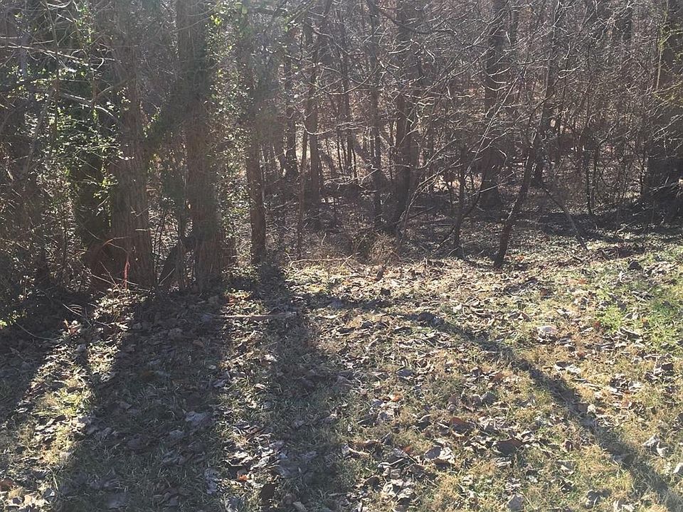 1st image of 701 Westview Dr