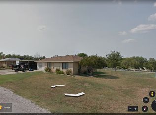 2002 David St, San Saba, TX 76877
