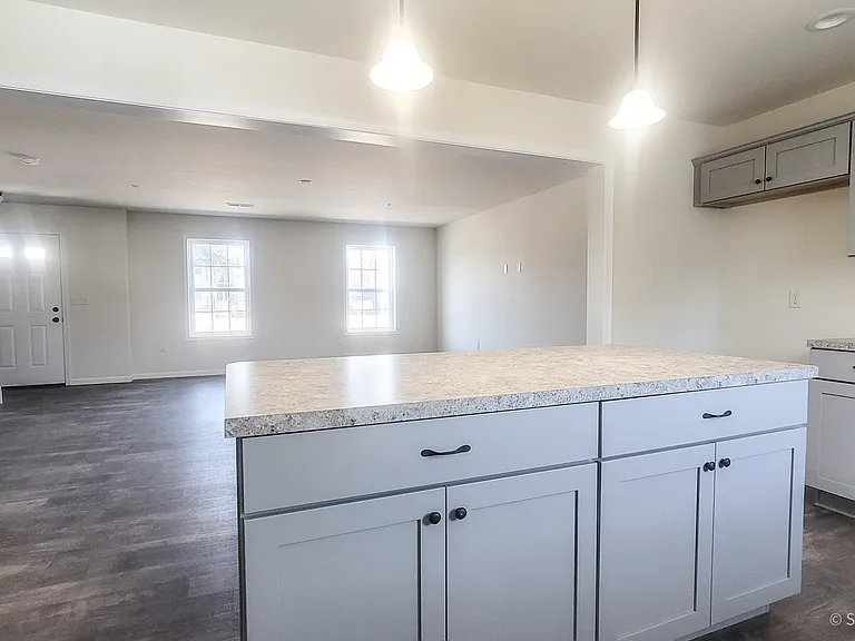 12 Skip Ln — Photo 16