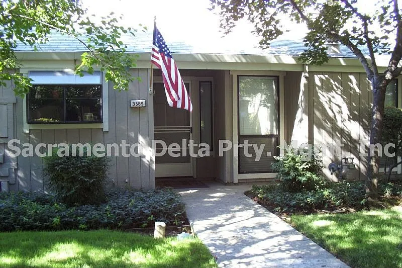 3569 Gold Creek Ln photo 1
