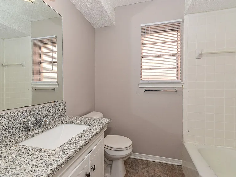 3404 Stanford St — Photo 21