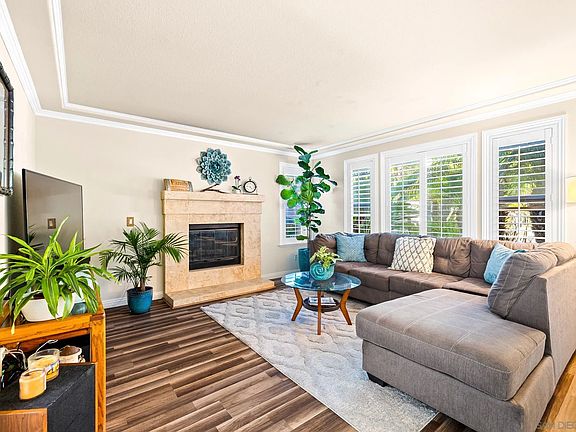 4th image of 200 Canyon Creek Way